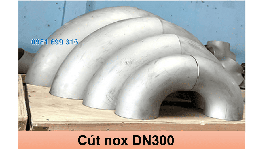 Cút inox DN300 1